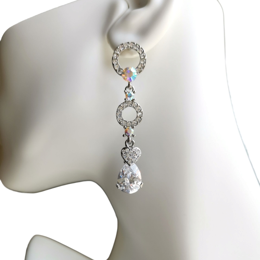 Aurora borealis crystal chandelier earrings 🆕